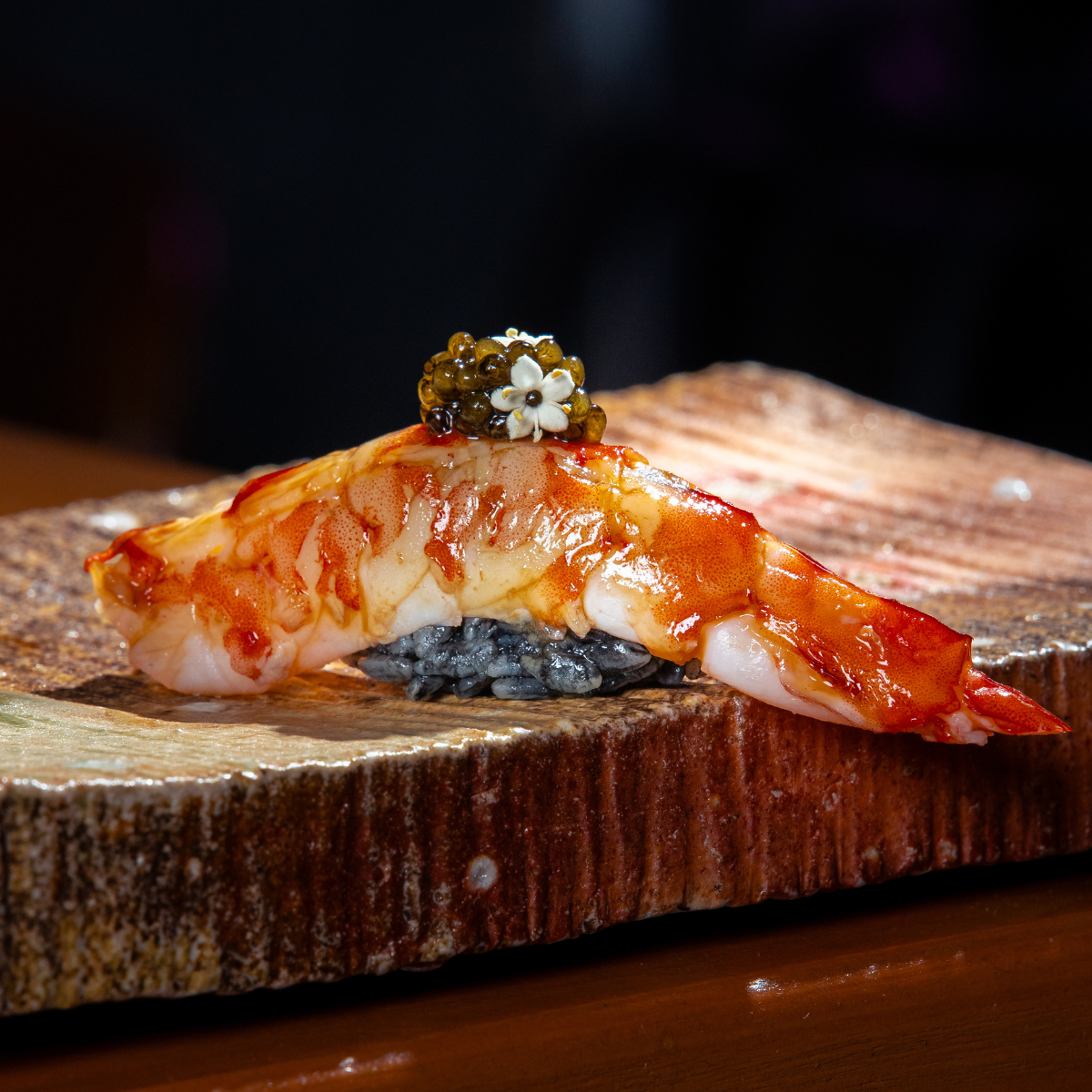 Macro nigiri kuruma-ebi